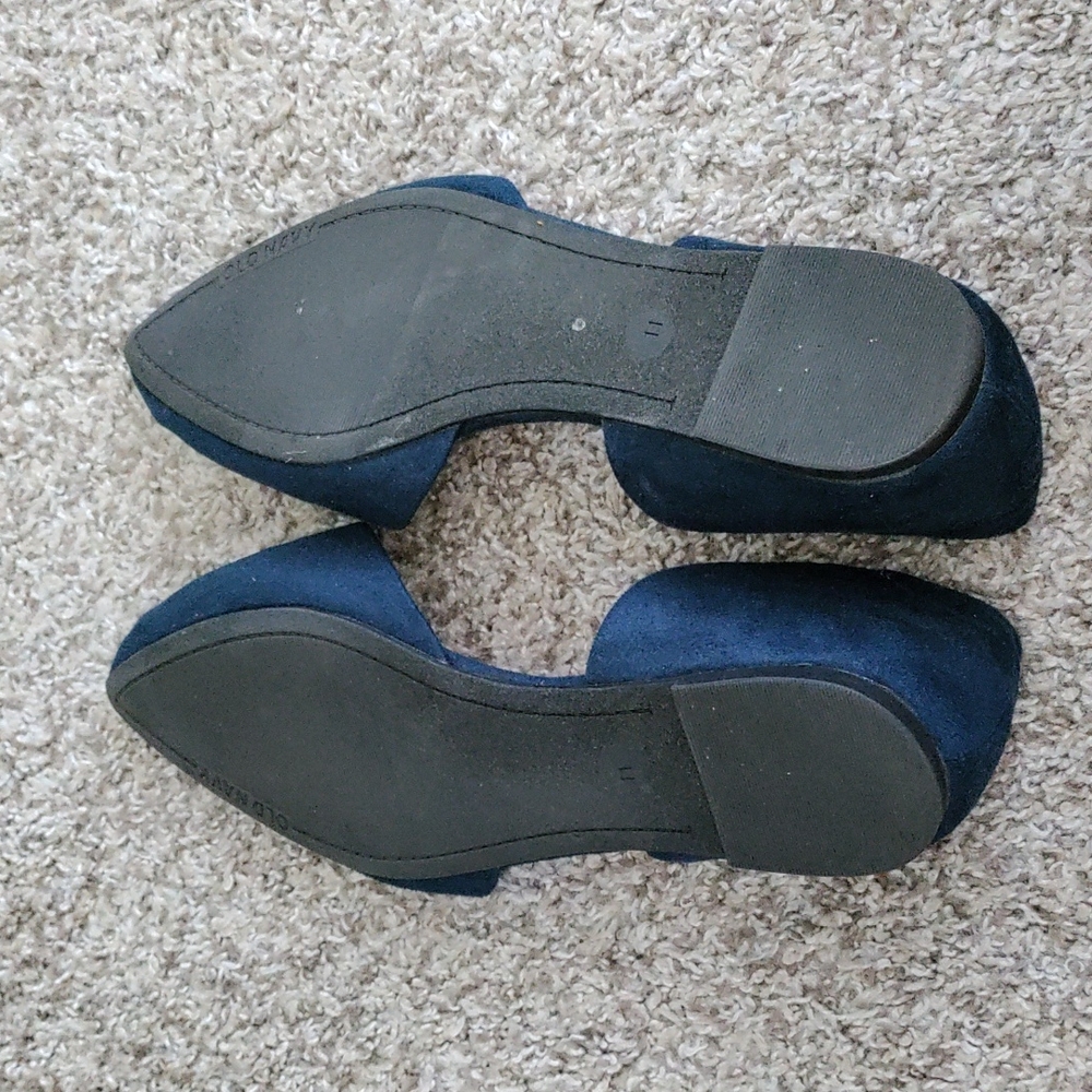 FINAL SALE Old Navy Point Toed Flats - Picture 2 of 5
